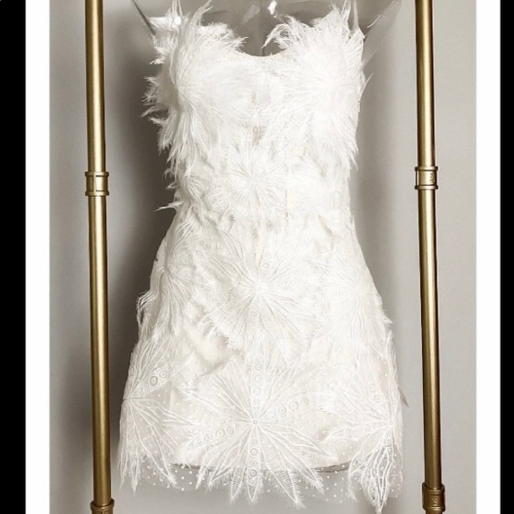 Mariposa Little White Dress INAMORE